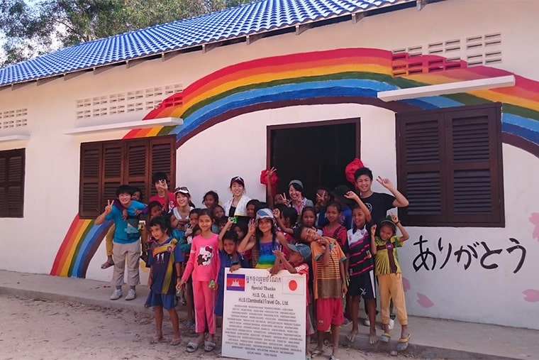 カンボジアの小学校建設と課外授業を通した交流の旅
